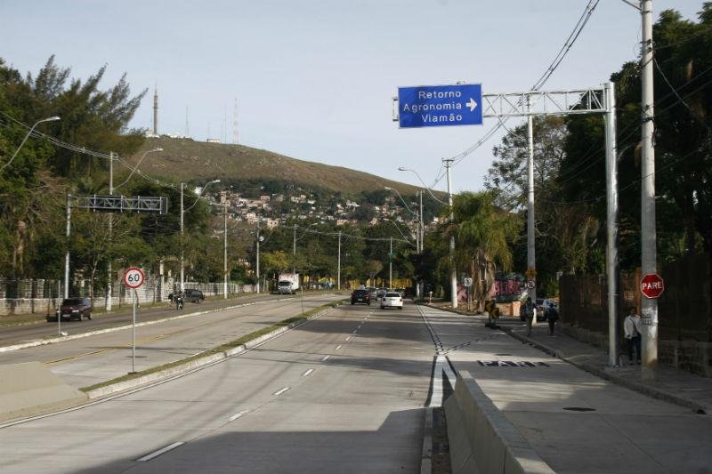 &Uacute;ltimo trecho do viaduto S&atilde;o Jorge &eacute; liberado em Porto Alegre 