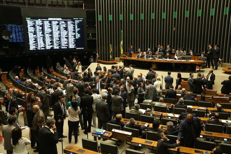 PEC foi aprovada por 62 votos a 2 em segundo e turno e segue para a C&acirc;mara dos Deputados