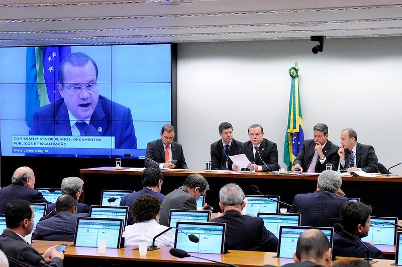 Comiss&atilde;o de Or&ccedil;amento aprovou texto-base da LDO de 2017