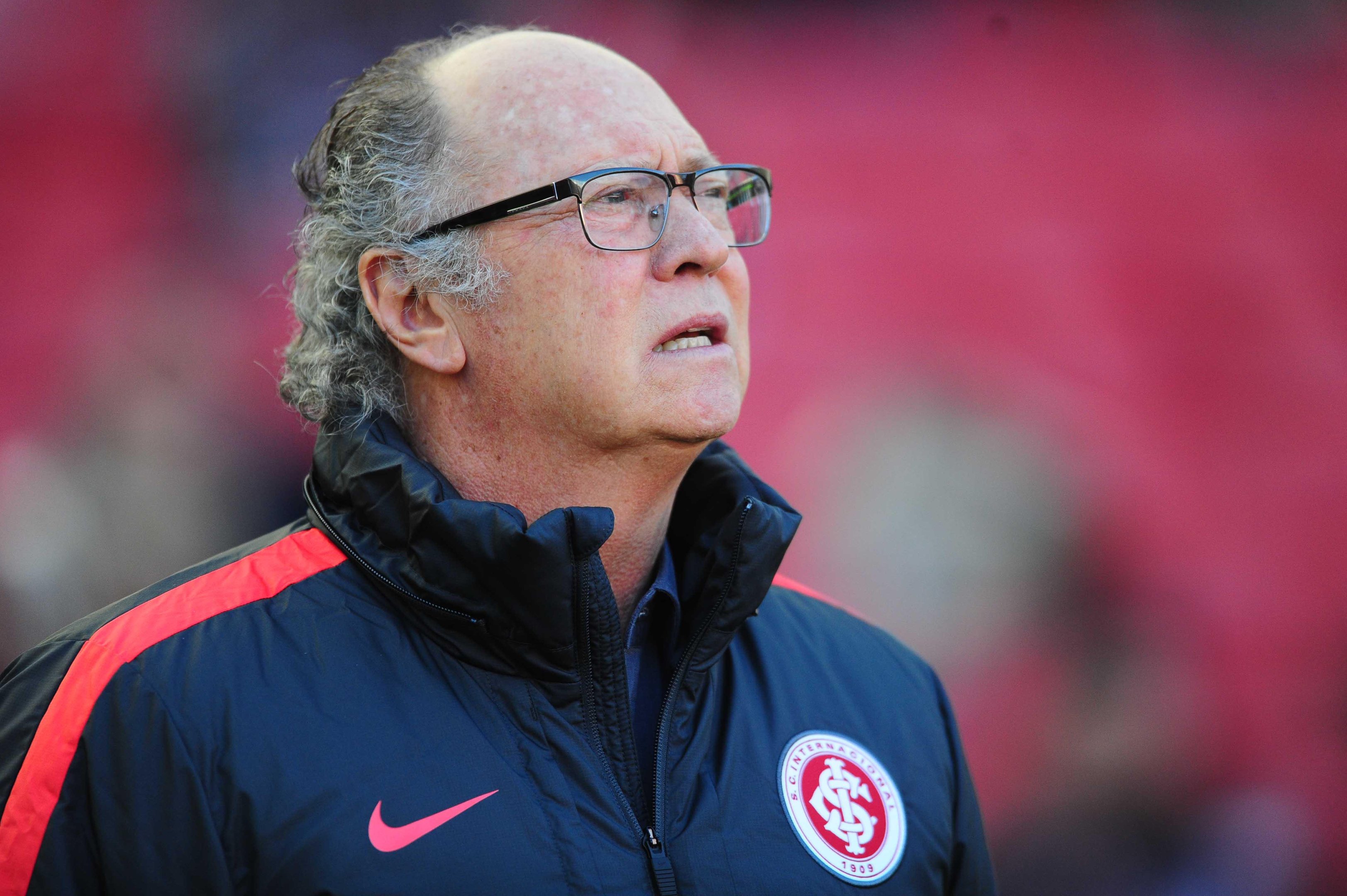 Vice de Futebol pediu tempo para Falc&atilde;o colocar suas ideias na equipe