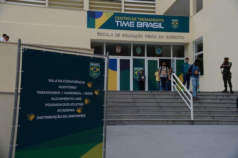 Atletas do tiro com arco e do boxe j&aacute; est&atilde;o no Centro de Capacita&ccedil;&atilde;o F&iacute;sica do Ex&eacute;rcito 