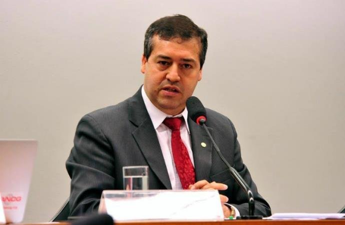 Governo enviar&aacute; at&eacute; fim do ano proposta de reforma trabalhista, diz ministro
