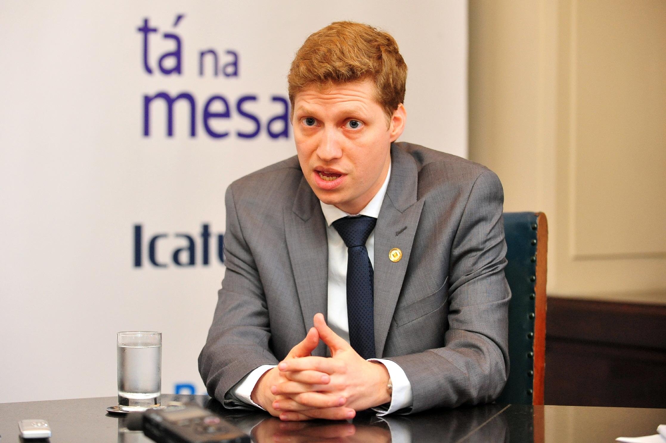 Progressista Van Hattem dever&aacute; permanecer como deputado estadual
