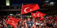 Erdogan instaura três meses de Estado de emergência na Turquia