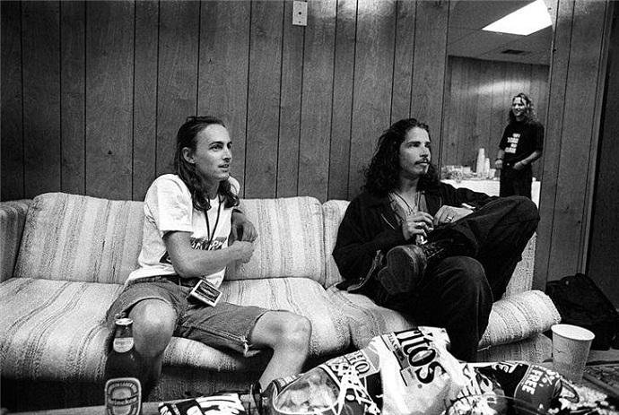 Com membros do Soundgarden e do Pearl Jam, banda comemora 25 anos