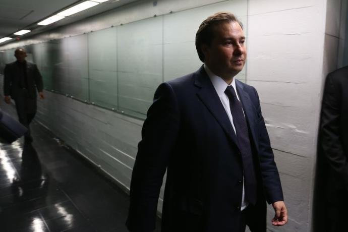 Meirelles e Rodrigo Maia discutem projeto sobre repatria&ccedil;&atilde;o de recursos