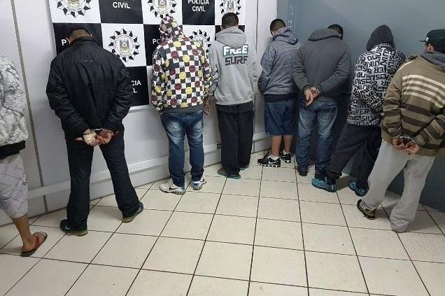 Opera&ccedil;&atilde;o contra drogas e homic&iacute;dios prende 11 em Cachoeirinha 