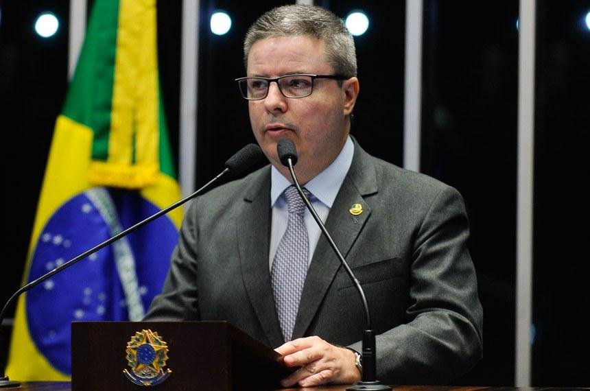Parlamentares contr&aacute;rios ao afastamento v&atilde;o apresentar o voto no mesmo dia do parecer do relator do processo