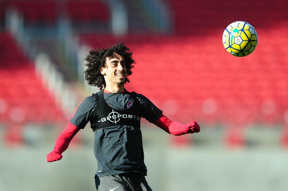 Vald&iacute;via &eacute; a esperan&ccedil;a de gols no Inter contra o Corinthians
