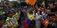 Venezuelanos querem diálogo entre governo e oposição