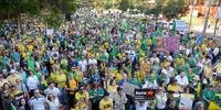 Manifestação contra a presidente Dilma critica o PT e elogia o juiz Sérgio Moro