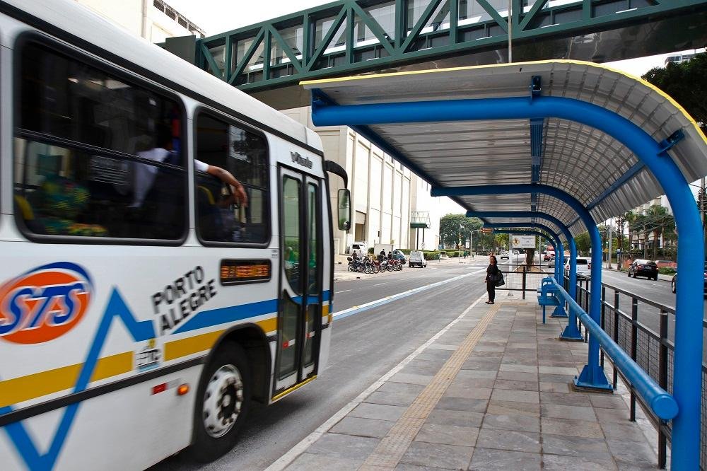&Ocirc;nibus funcionar&atilde;o normalmente nesta quinta-feira, confirmou diretor-presidente da EPTC