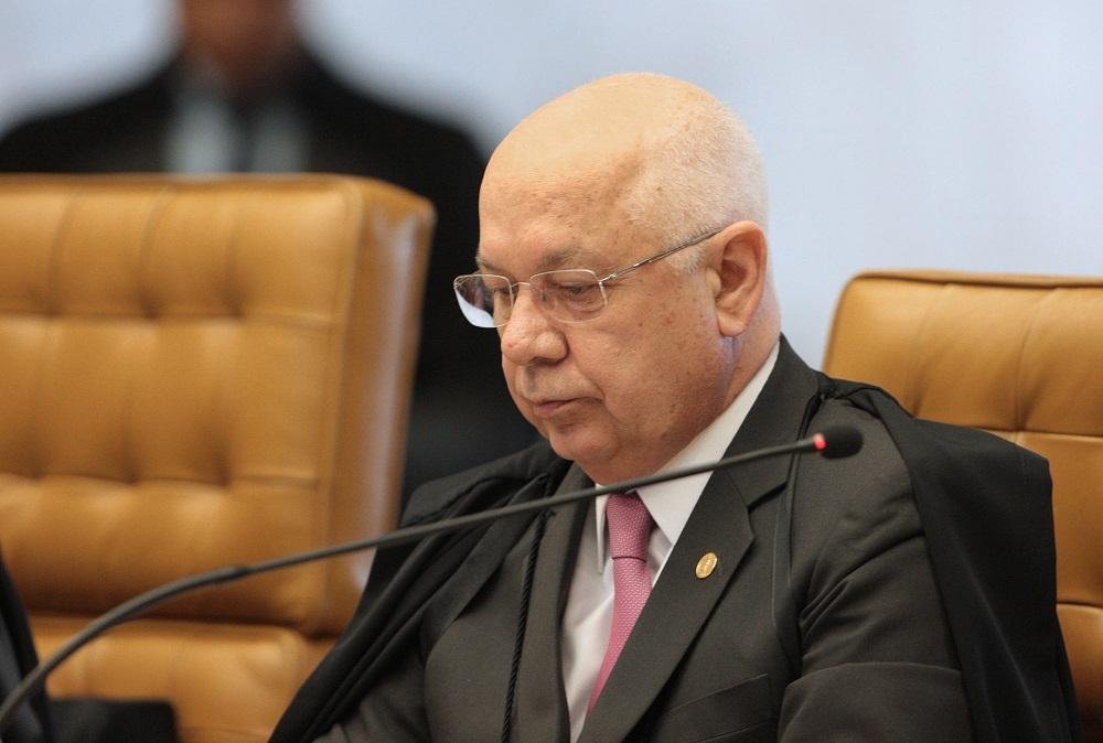 Teori Zavascki ressaltou ter aceitado o pedido de exonera&ccedil;&atilde;o para evitar constrangimentos