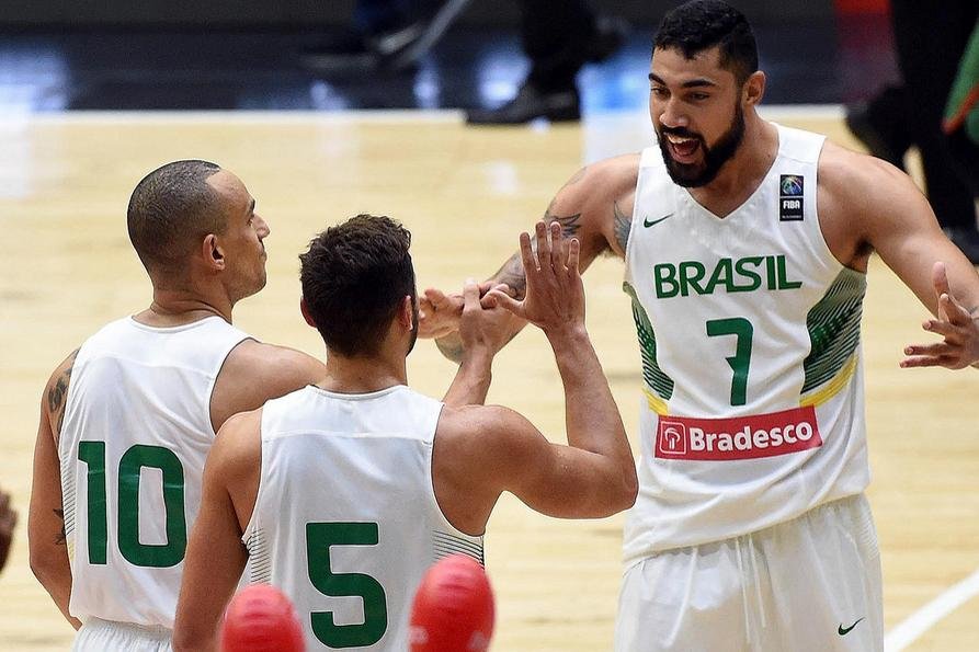Sele&ccedil;&atilde;o come&ccedil;ou atr&aacute;s, mas virou e fechou partida amistosa em 83 a 69