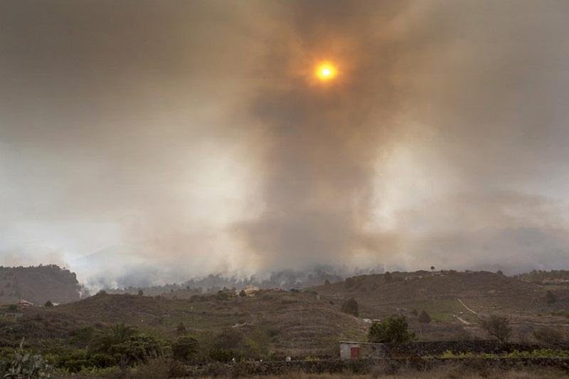 Inc&ecirc;ndio florestal causado por alem&atilde;o que defecava mata uma pessoa na Espanha