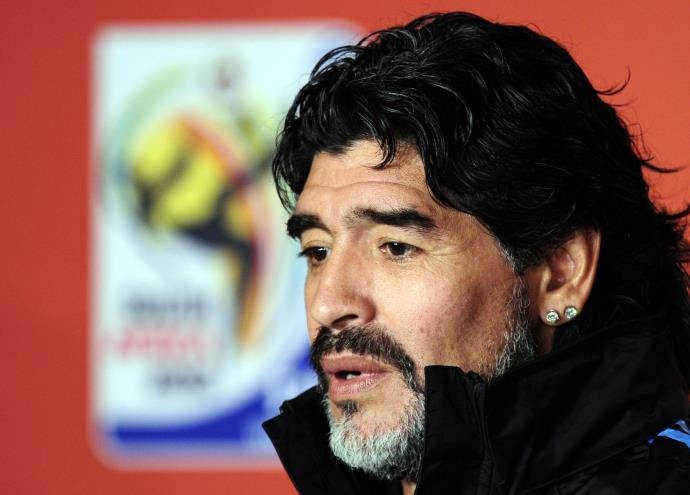 Maradona aprova escolha de Bauza para t&eacute;cnico da Argentina