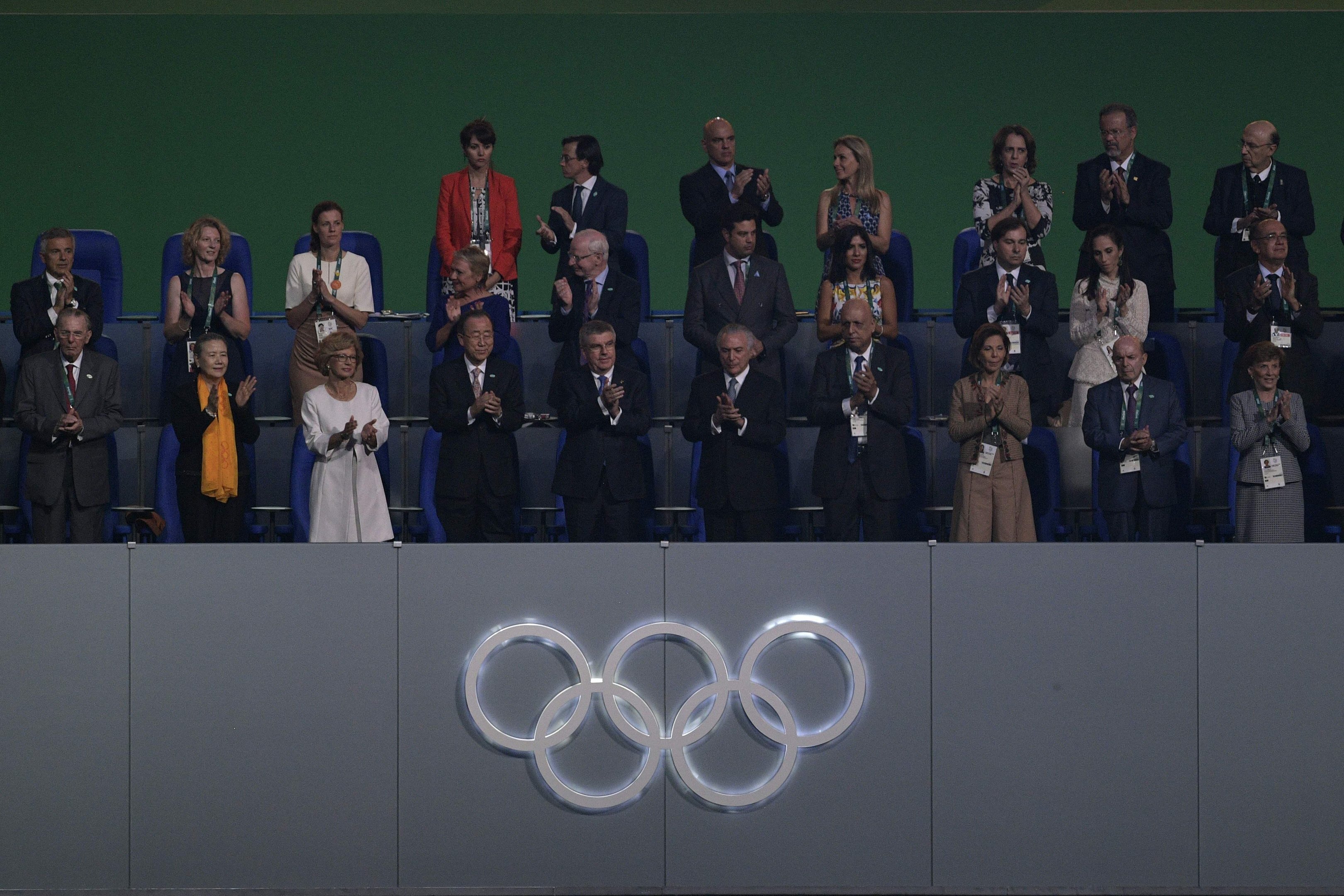 Michel Temer posicionou-se ao lado de autoridades no Maracan&atilde;