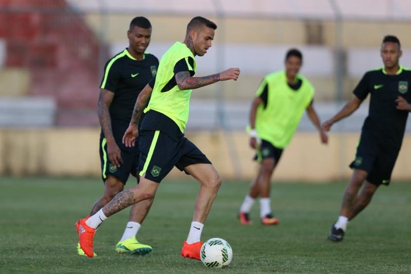 Brasil tenta contra Iraque primeira vit&oacute;ria nos Jogos Ol&iacute;mpicos