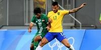 Estádio apresentou banheiros sem iluminação durante partida entre Brasil e Iraque 