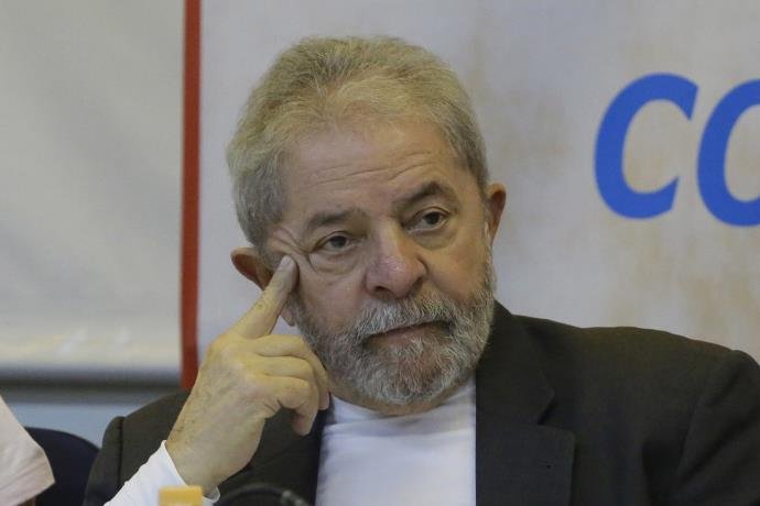 Mulher e filho de Lula foram intimados a prestar depoimentos sobre s&iacute;tio em Atibaia