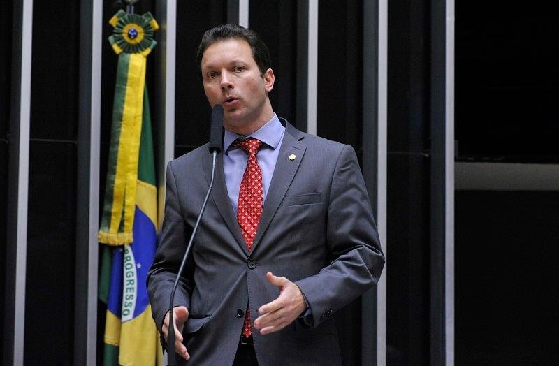 Deputado usou o termo para se referir ao p&uacute;blico que protestou contra a fala dele sobre a PEC do Limite de Gastos