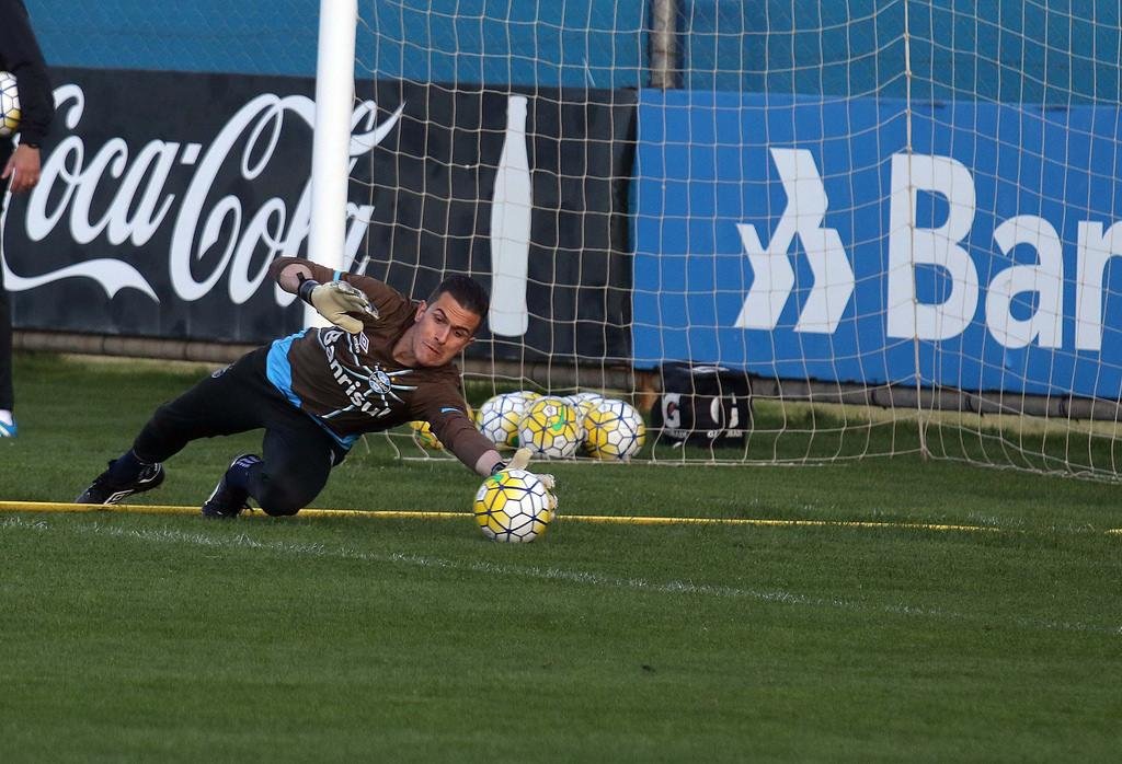 Grohe comemorou tempo livre para Gr&ecirc;mio ajustar time