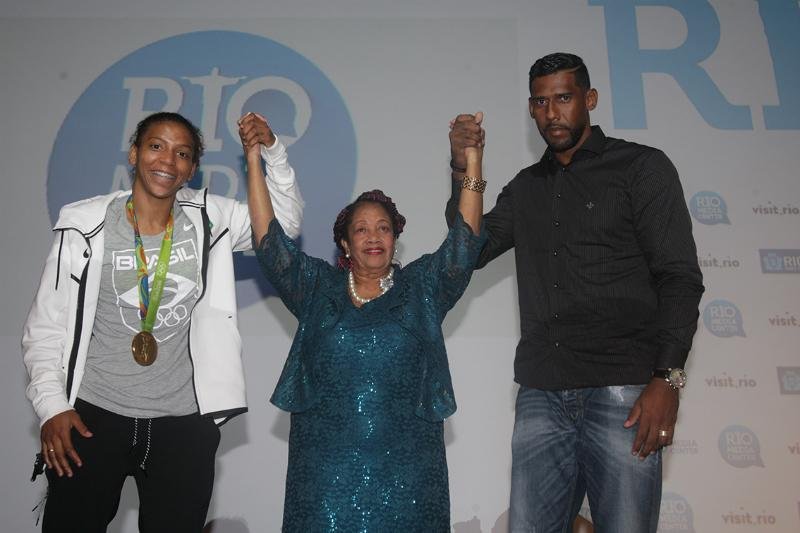 Judoca Rafaela Silva e goleiro M&aacute;rio Costa relembraram epis&oacute;dios de preconceito durante carreira 