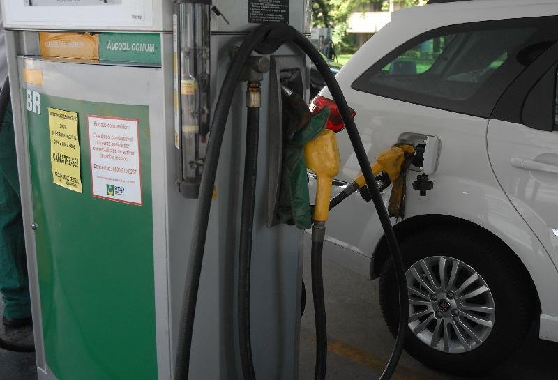 Petroleiros repudiam privatiza&ccedil;&atilde;o da subsidi&aacute;ria
