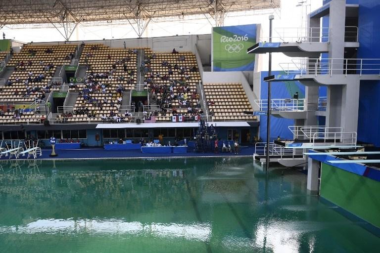 Ainda verde, &aacute;gua de piscina do Maria Lenk ser&aacute; trocada