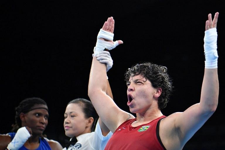 Andr&eacute;ia Bandeira vence panamenha no boxe e vai &agrave;s quartas de final 