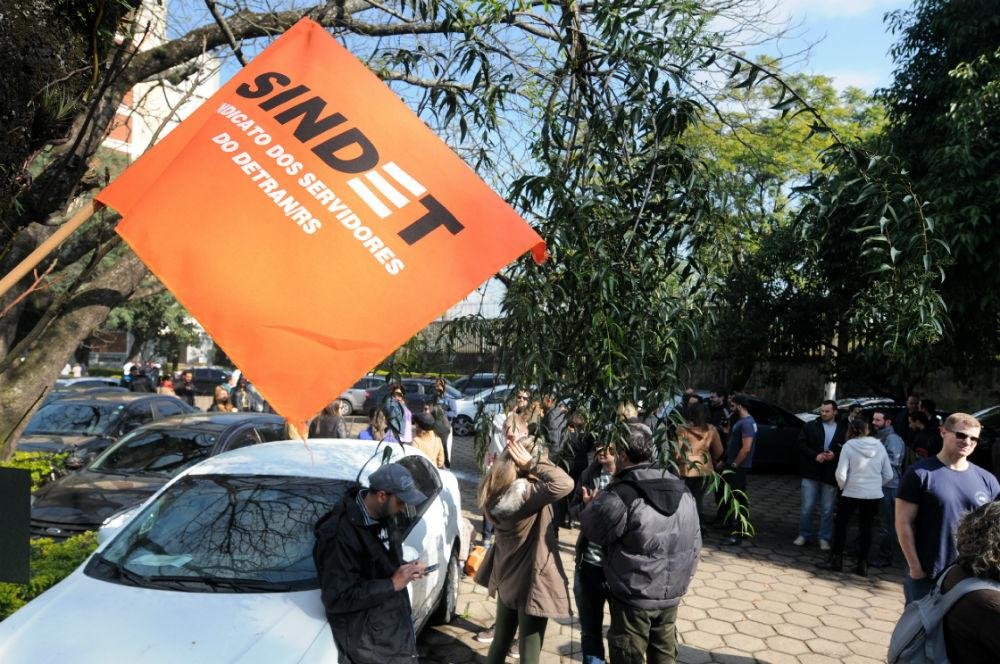 Servidores do Detran retomam atividades nesta ter&ccedil;a-feira