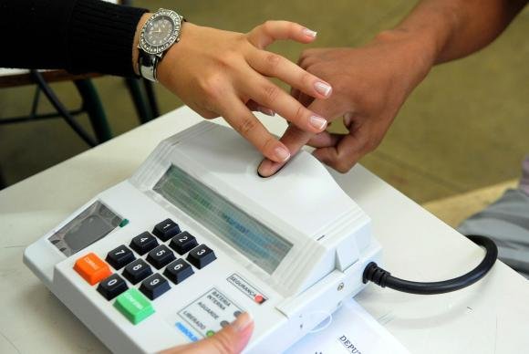 Propaganda eleitoral come&ccedil;a hoje nas ruas e na internet