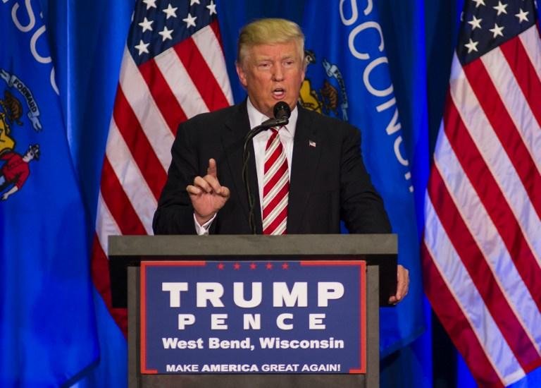 Trump diz que democratas "tra&iacute;ram" afro-americanos 