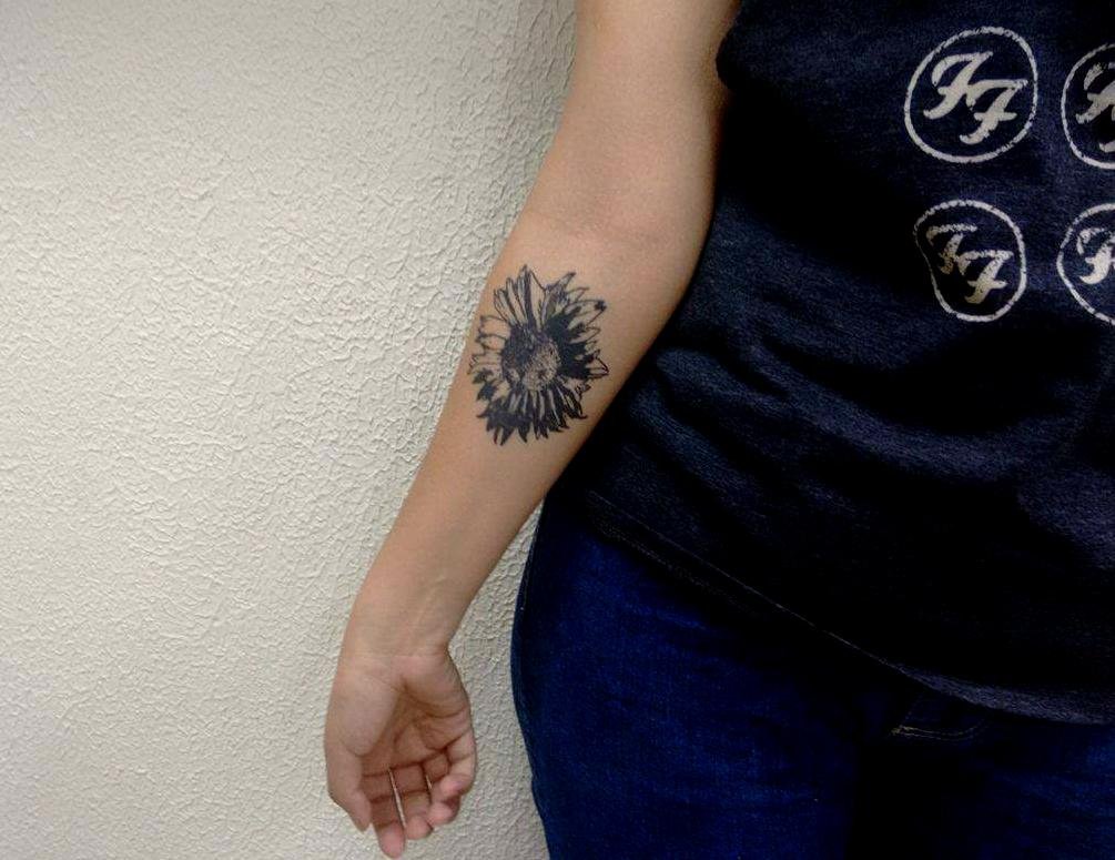 STF pro&iacute;be barrar tatuados em concurso p&uacute;blico