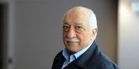 Ordenada prisão de 84 professores universitários turcos por vínculos com Gülen