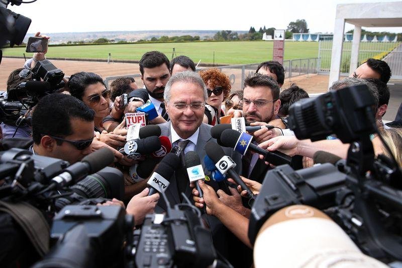 Presidente do Senado se encontrou com a presidente afastada nesta sexta-feira, no Pal&aacute;cio do Planalto 