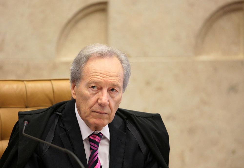 Presidente do STF tamb&eacute;m negou requerimento da defesa de Dilma para convoca&ccedil;&atilde;o de peritos