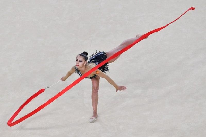 Russa Margarita Mamun conquista ouro individual na gin&aacute;stica r&iacute;tmica
