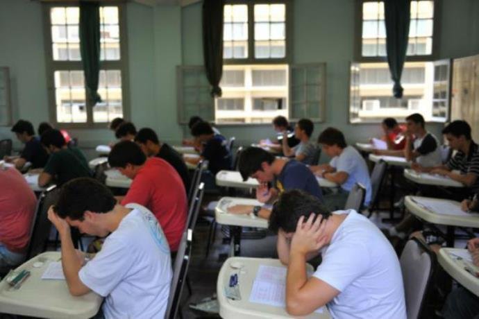 Estudantes t&ecirc;m at&eacute; o dia 28 para manifestar interesse na p&aacute;gina do FiesSele&ccedil;&atilde;o