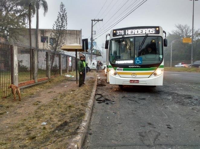 Linha Herdeiros ficou paralisada at&eacute; &agrave;s 10h50min desta segunda-feira