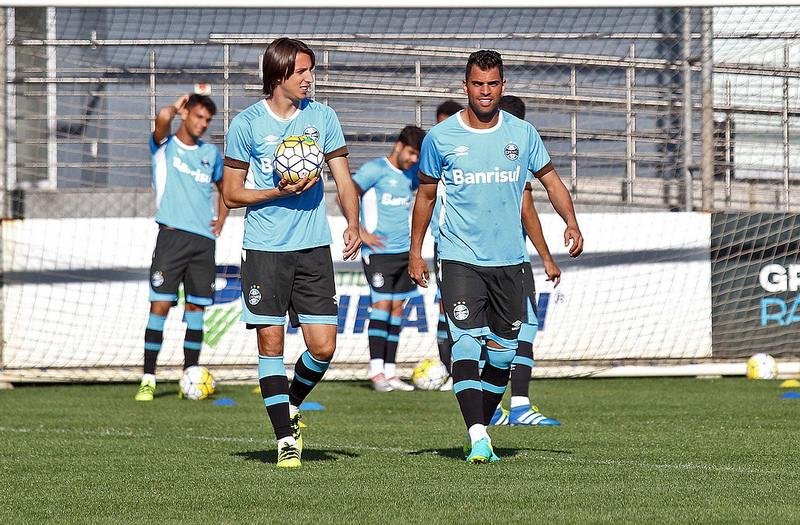 Maicon vai desfalcar o Gr&ecirc;mio contra o Atl&eacute;tico-PR
