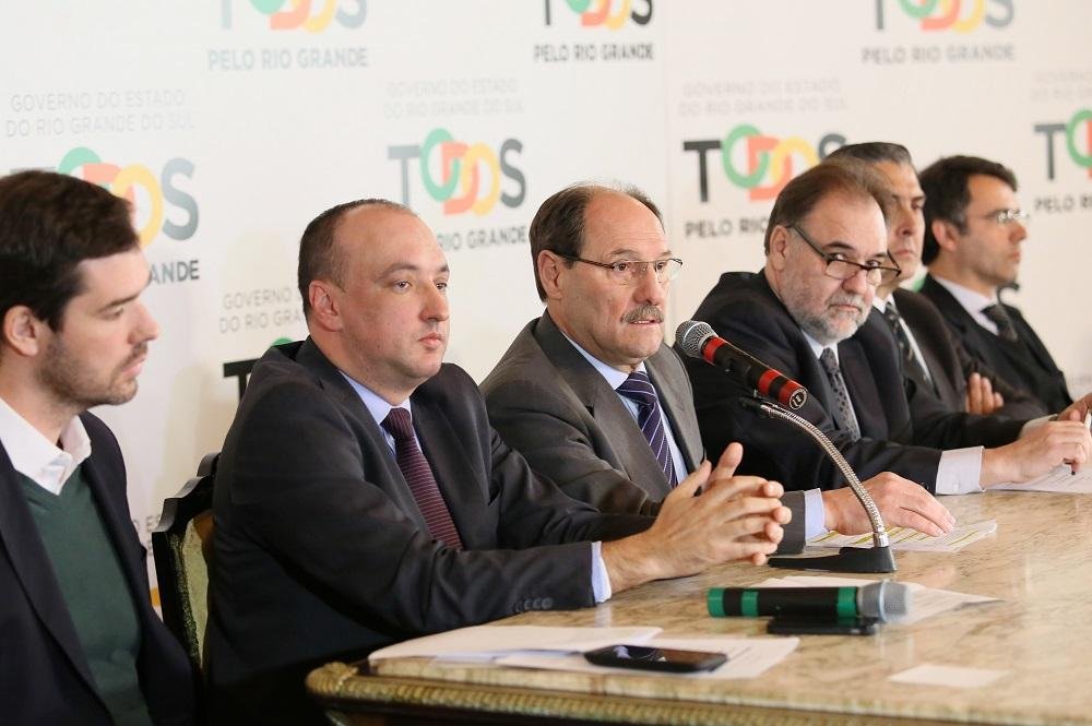 Governador Jos&eacute; Ivo Sartori durante coletiva na tarde desta ter&ccedil;a-feira