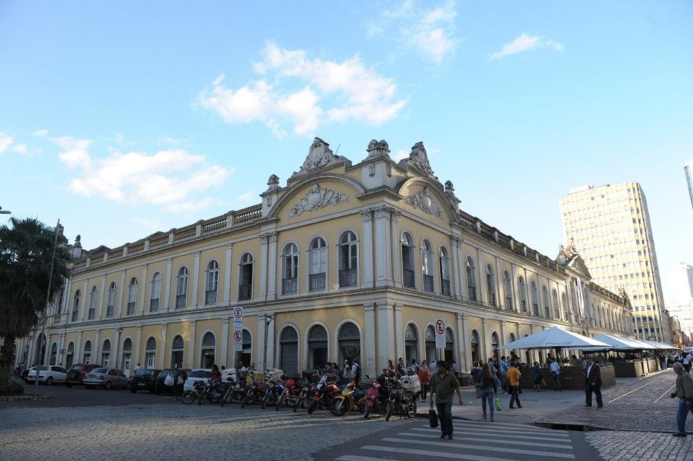 MTE interdita central de g&aacute;s do Mercado P&uacute;blico de Porto Alegre