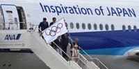 Bandeira olímpica retorna a Tóquio após meio século