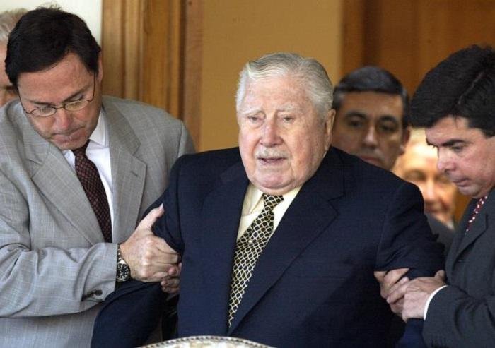 Vi&uacute;va do ditador chileno Augusto Pinochet &eacute; acusada de corrup&ccedil;&atilde;o 