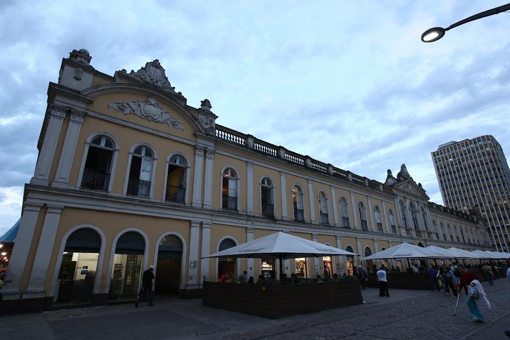Ap&oacute;s inspe&ccedil;&atilde;o, central de g&aacute;s do Mercado P&uacute;blico &eacute; liberada 