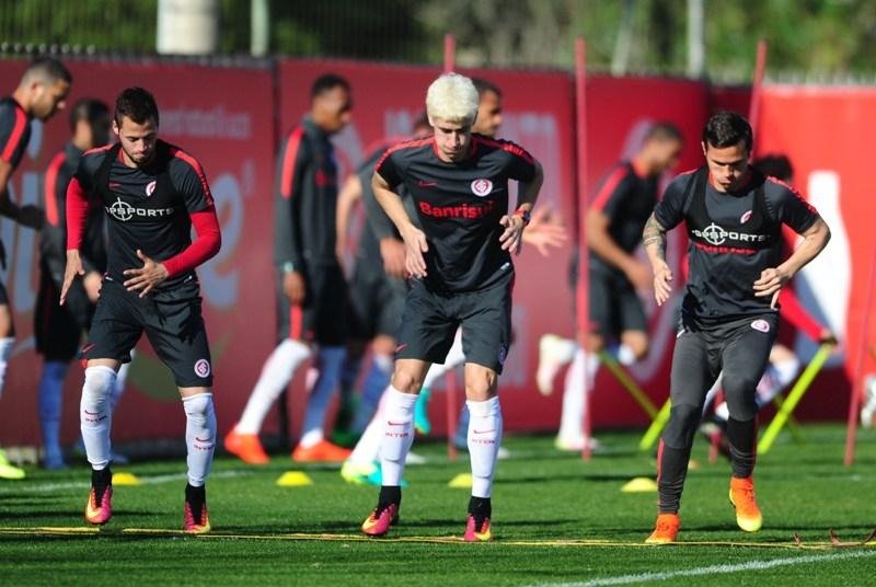 Inter descarta negociar jogadores na janela de transfer&ecirc;ncias 