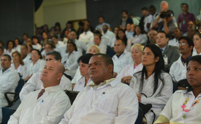 Congresso Nacional aprova prorroga&ccedil;&atilde;o do Mais M&eacute;dicos por tr&ecirc;s anos 
