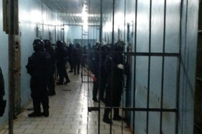 Opera&ccedil;&atilde;o Recome&ccedil;o apreende quase 150 celulares em pres&iacute;dio de Passo Fundo