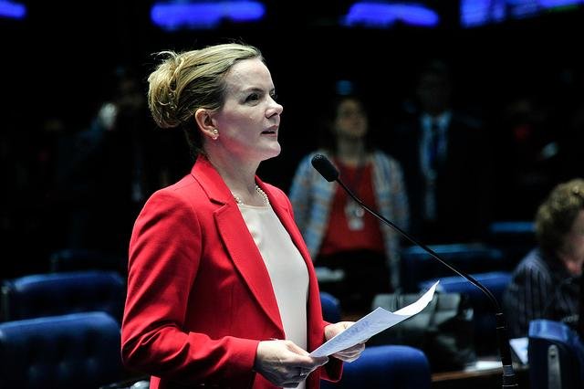 Caiado vai representar contra Gleisi por corrup&ccedil;&atilde;o de testemunha